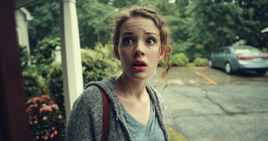 Mamá vendió mi coche en secreto para «ayudar» a mi hermano — y luego descubrí que él lo despilfarró todo en…