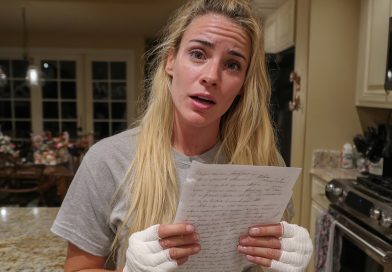 Mientras mis suegros estaban de vacaciones, encontré una nota de mi suegra. Lo que me pidió nunca lo olvidaré…