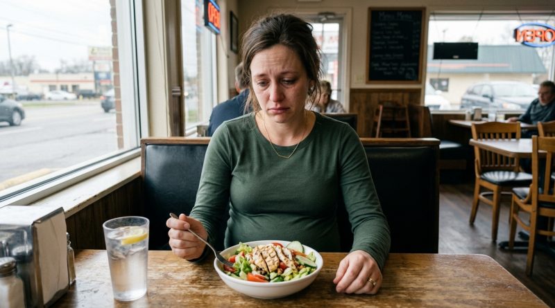 Estaba embarazada de gemelos y llevaba casi un día sin comer… Pero lo que mi esposo dijo en un café de la carretera hizo que toda la sala quedara en silencio…