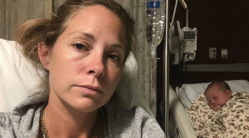 En la semana 35 de embarazo, mi esposo me despertó en medio de la noche. Lo que dijo me llevó a solicitar el divorcio