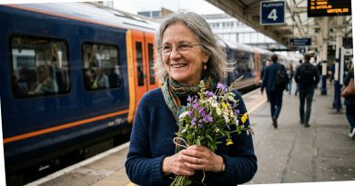 Le escribí después de cuarenta y cinco años porque apareció en mis sueños tres noches seguidas. No esperaba una respuesta. Y ciertamente no la que recibí.