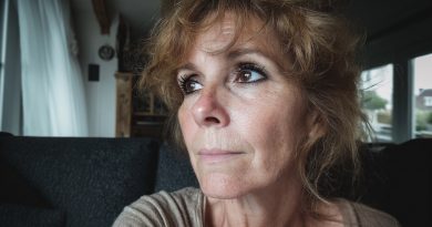 Cuidé de mi madre durante siete años. Después de que falleciera, descubrí que había dejado la casa a mi hermana.