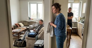 Mi Hermano Se Mudó “Por un Tiempo” Después de Su Divorcio. Un Año Después, Mi Esposo Dijo: O Se Va Él o Me Voy Yo. Y No Sé Cómo Decirle a Mi Hermano Que Se Vaya Cuando No Tiene a Dónde Ir.