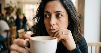 Mi yerno vino a verme solo, sin mi hija, se sentó a la mesa y dijo una frase que me dejó sin aliento