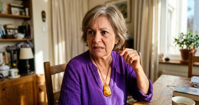 Mi esposo propuso transferir el apartamento a nombre de su madre por seis meses — y casi dije que sí