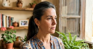 Durante tres años estuve ahorrando para unas clases de conducción, en secreto de mi marido, poco a poco. Por fin se lo dije. Me miró y se echó a reír: «¿Lo dices en serio? ¿A los 52 años?» Se rió. No discutió: se rió. Salí de la habitación. E hice algo de lo que no se enteró hasta un mes después.